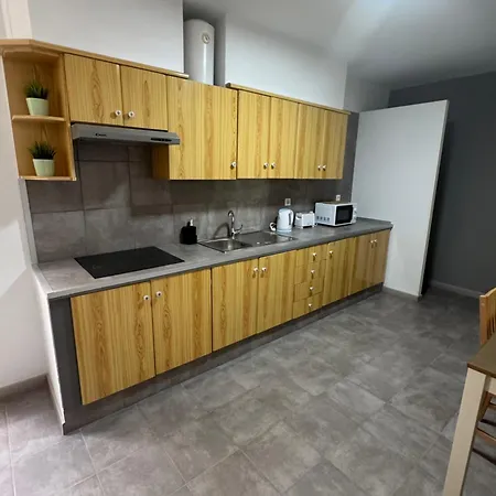 Bonito Estudio En Bien Situado *