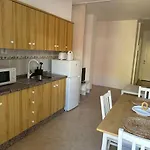 Bonito Estudio En Bien Situado 公寓